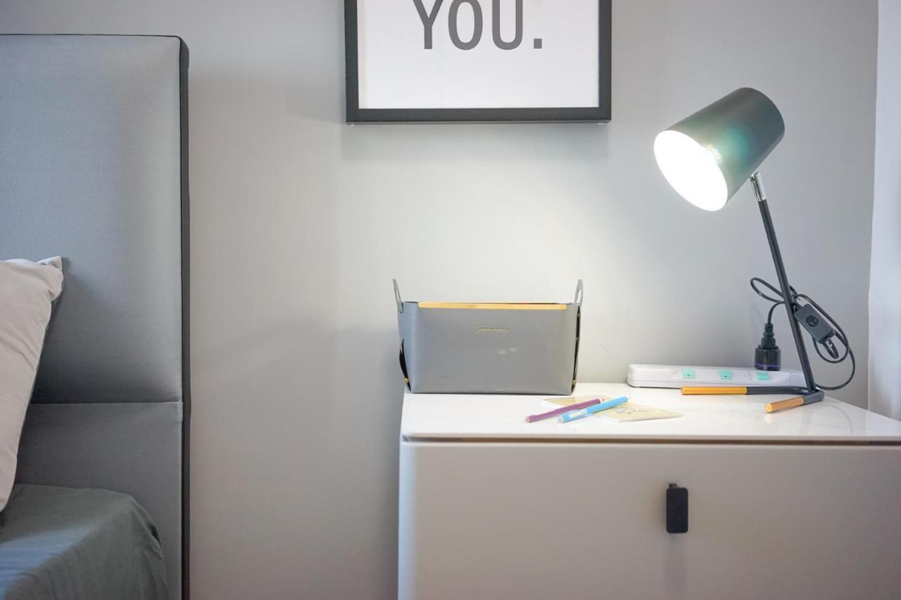 Student Accommodation - 290 Hennessy Road 香港 外观 照片